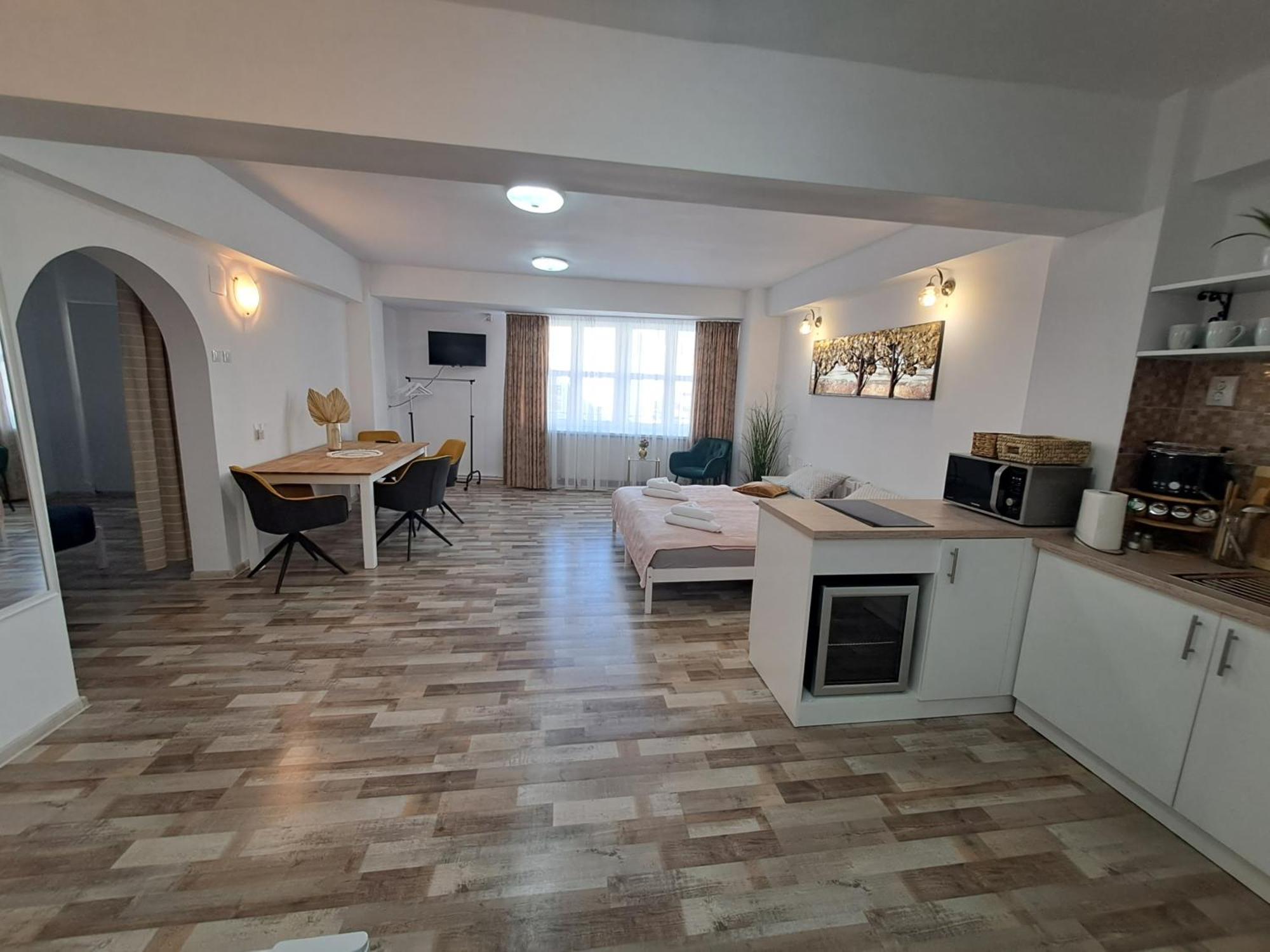 7 Level Central Apartments Csíkszereda Kültér fotó